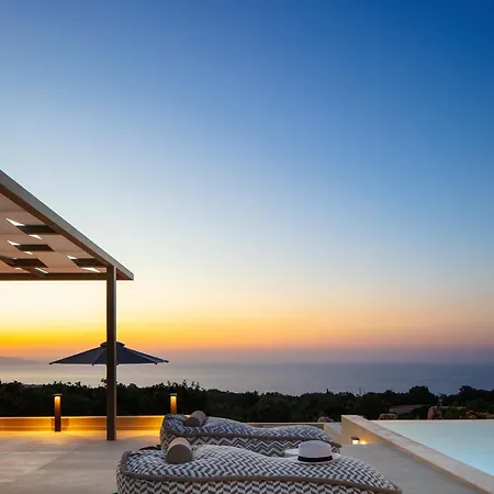 Villa Manto Villas, Heated Pool, Whirlpool, Seaview, By Thinkvilla *