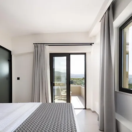 Manto Villas, Heated Pool, Whirlpool, Seaview, By Thinkvilla Villa