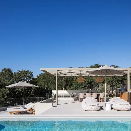 Villa Manto Villas, Heated Pool, Whirlpool, Seaview, By Thinkvilla *